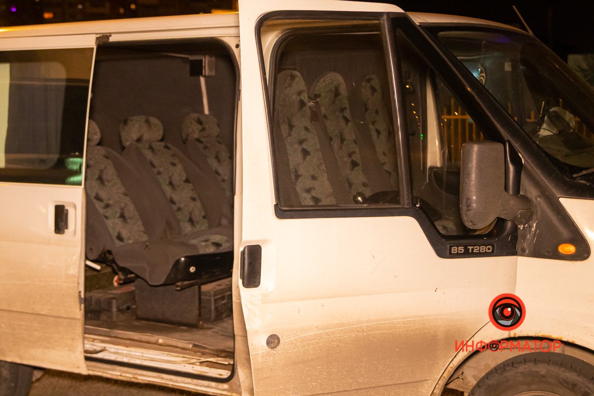 Недалеко от Запорожского шоссе Недалеко от Запорожского шоссе