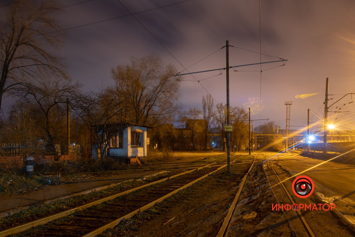 Что толку от ваших знаний? Чья совесть от них заболит?