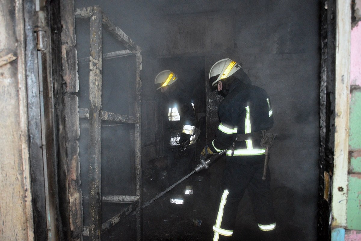 Горела котельная комбината производственных предприятий на площади Горела котельная комбината производственных предприятий на площади