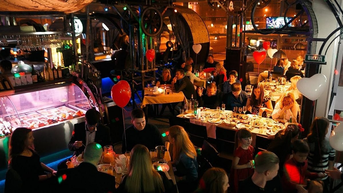 Где в Днепре отметить День Влюбленных: ТОП заведений для романтического ужина 14 февраля 3