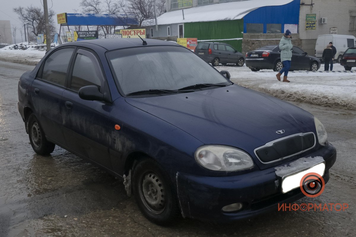 В Днепре на 20-летия Победы 12-летний мальчик выскочил под колеса Daewoo 2