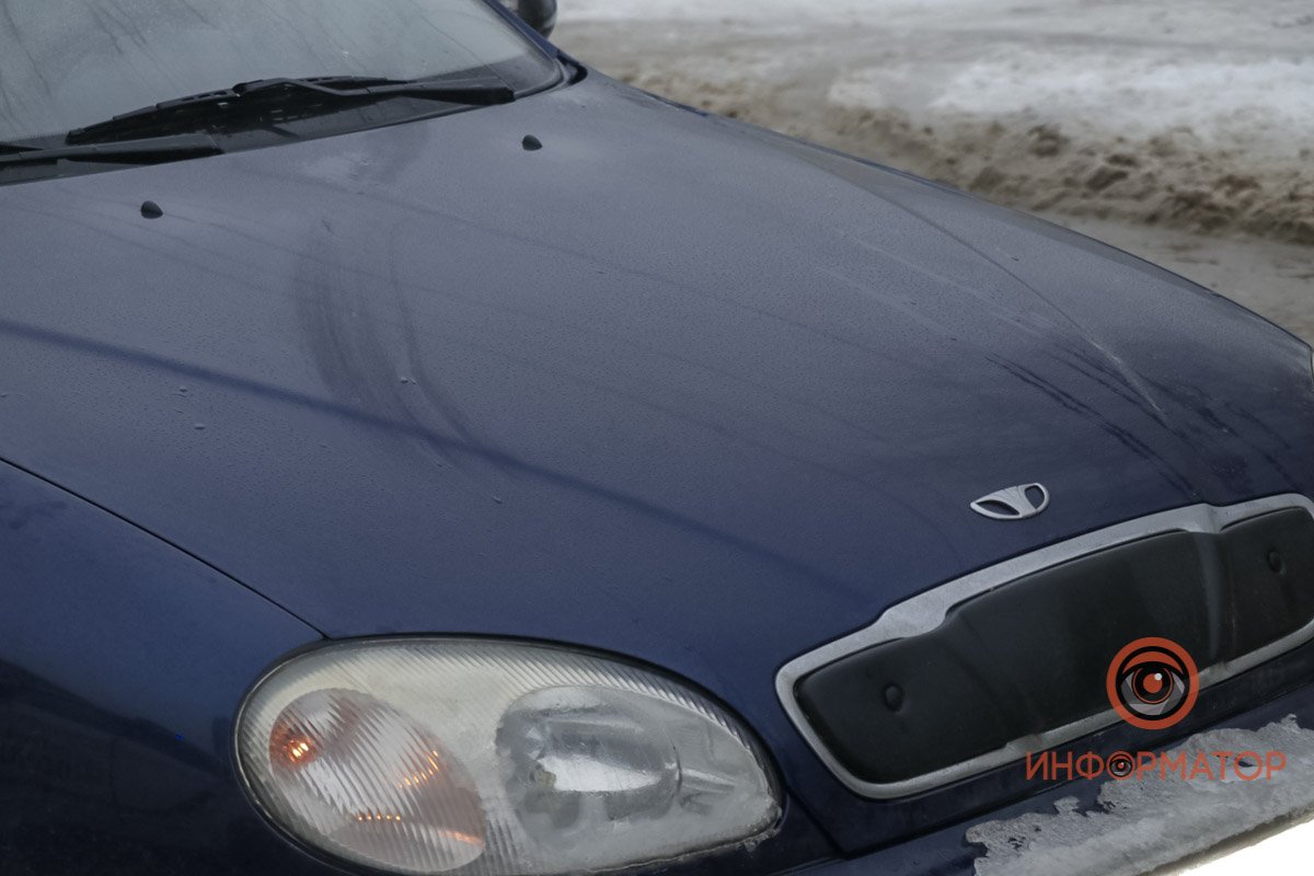 В Днепре на 20-летия Победы 12-летний мальчик выскочил под колеса Daewoo 3