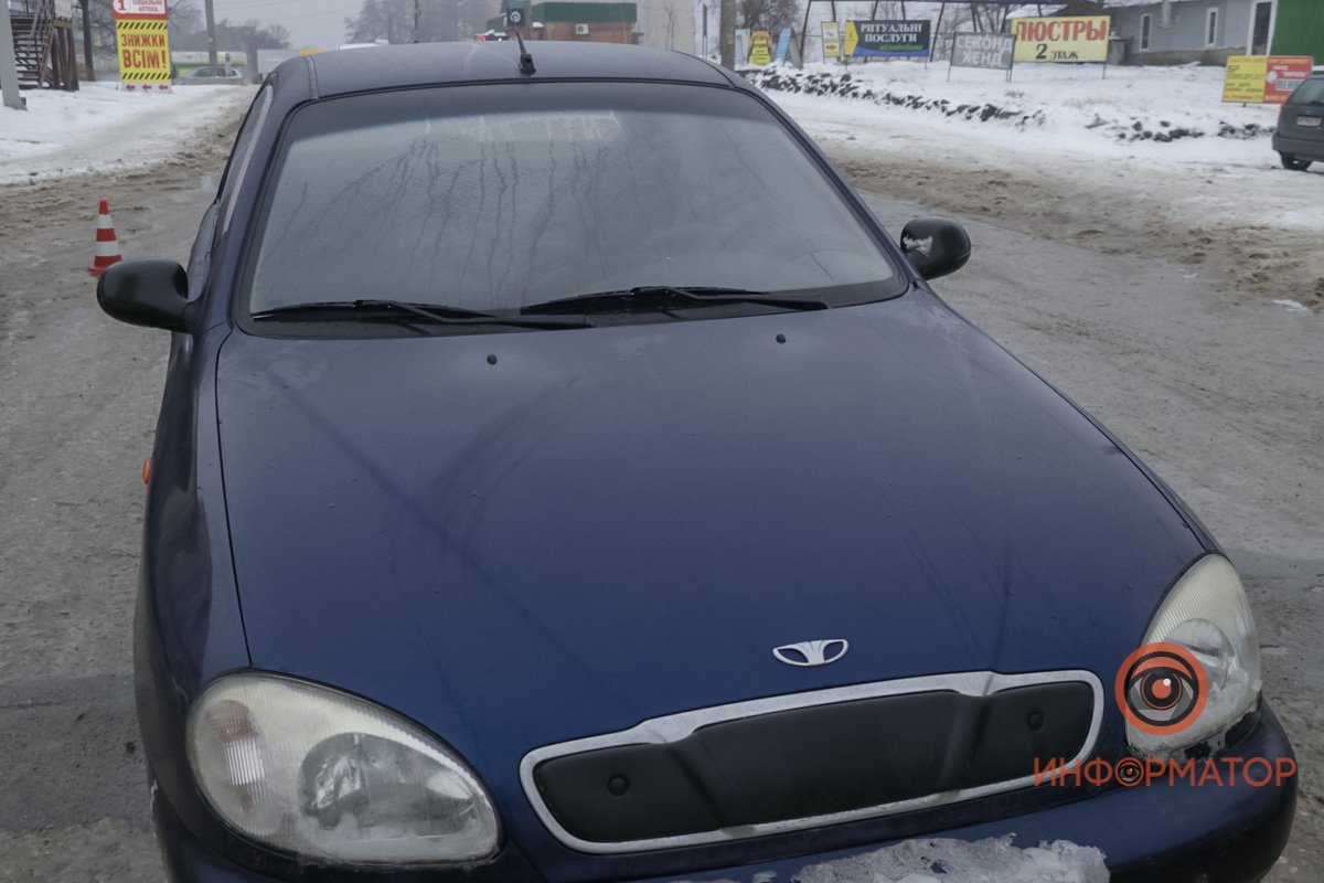 В Днепре на 20-летия Победы 12-летний мальчик выскочил под колеса Daewoo 4