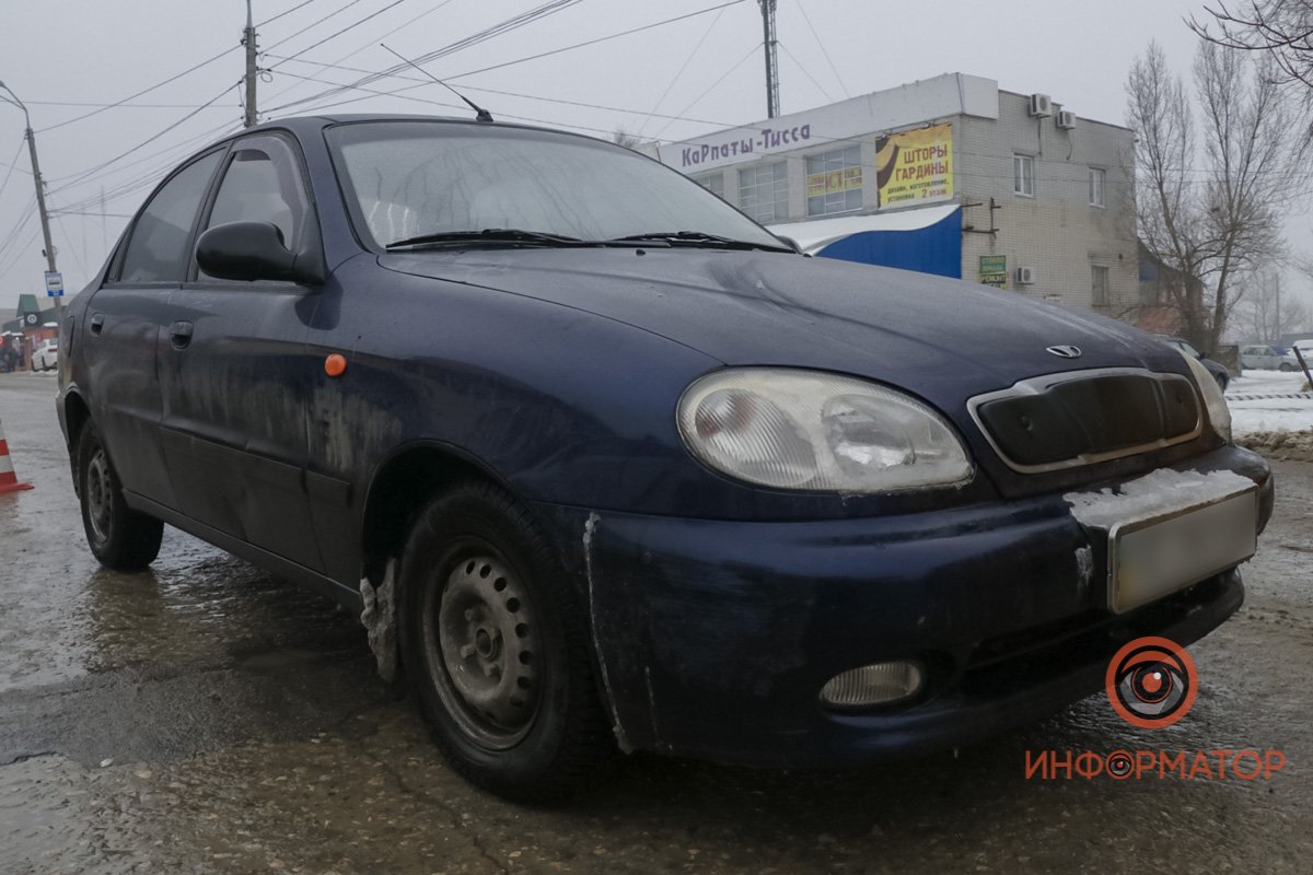 В Днепре на 20-летия Победы 12-летний мальчик выскочил под колеса Daewoo 5