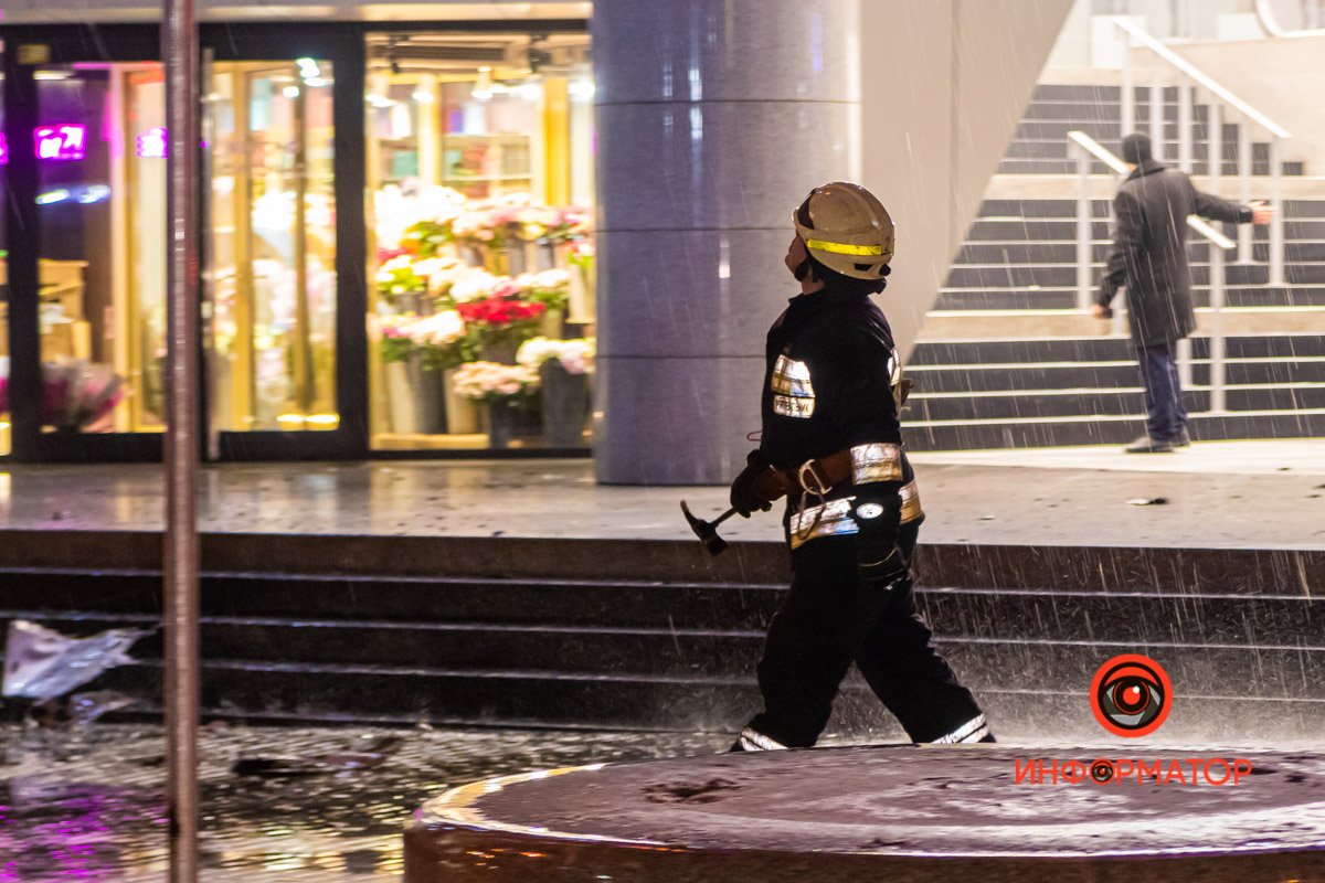 На месте работали спасатели 2-й и 3-й пожарно-спасательной части