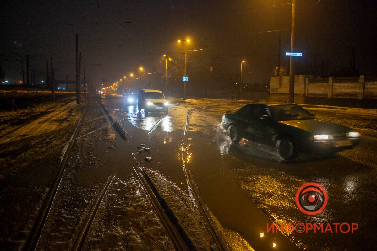 Залило трамвайный переезд