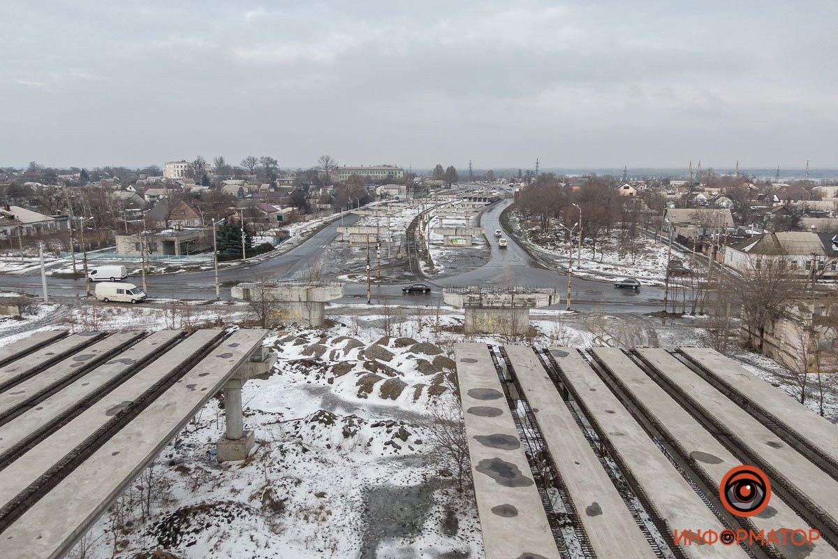 А в фильме все было достроено 