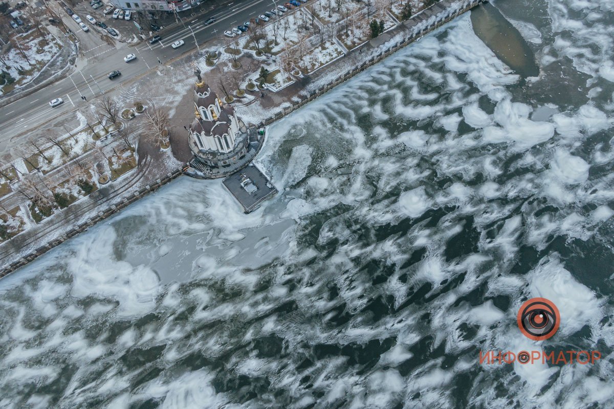 Дотянулся до льда