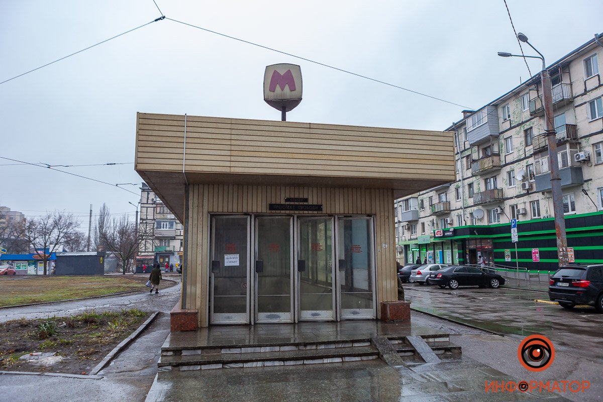 Поезда курсируют с перебоями