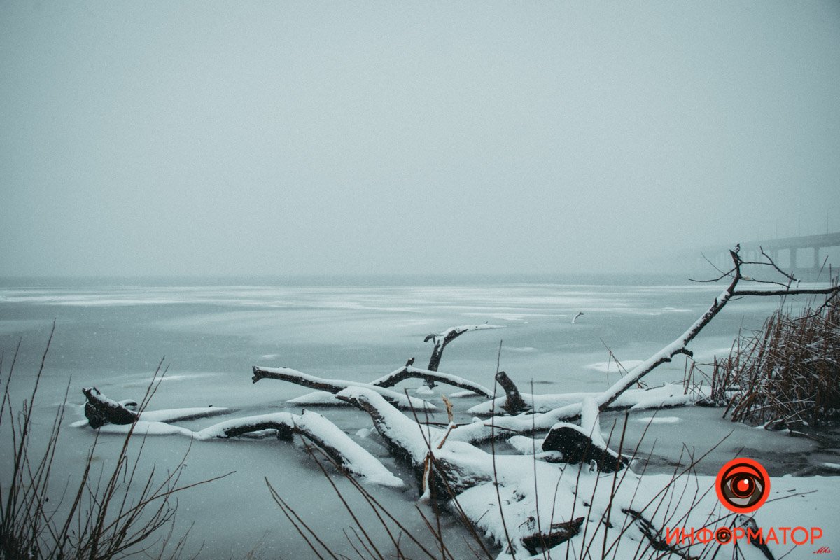 Днепр весь день заметает снегом: фото 54