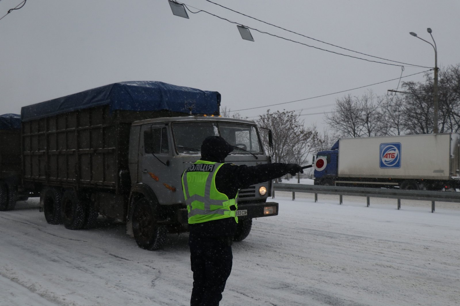 Днепр заметает снегом: хроника непогоды 8