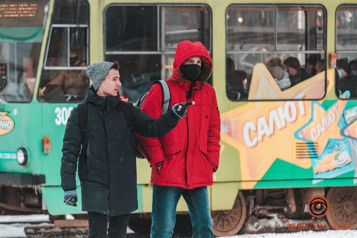 Холодно? Стань вот в тот угол - там 90° 😅