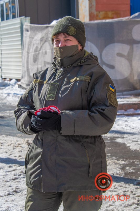 "Поділись любов'ю з Україною!" "Поділись любов'ю з Україною!"