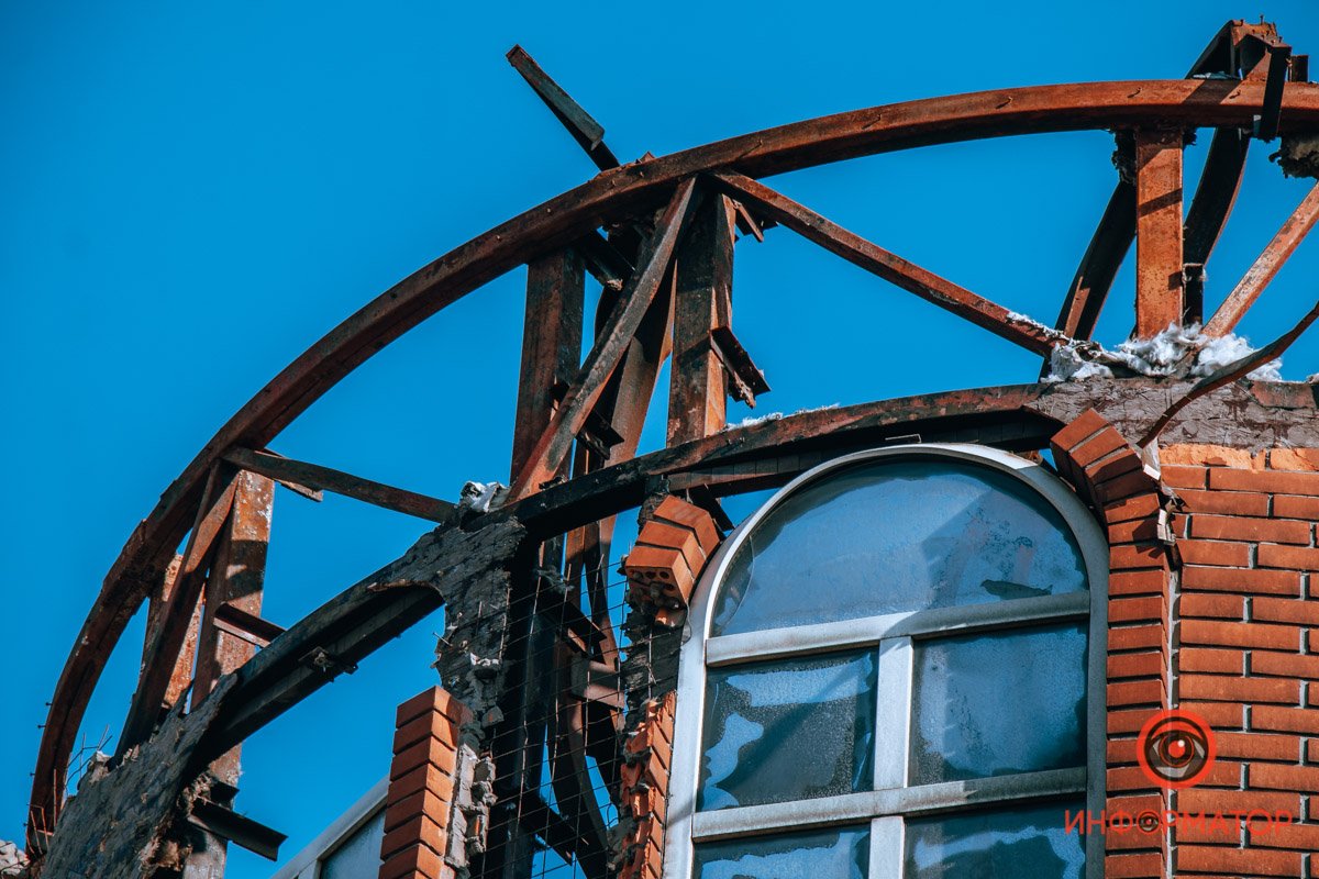 Демонтаж продолжается 