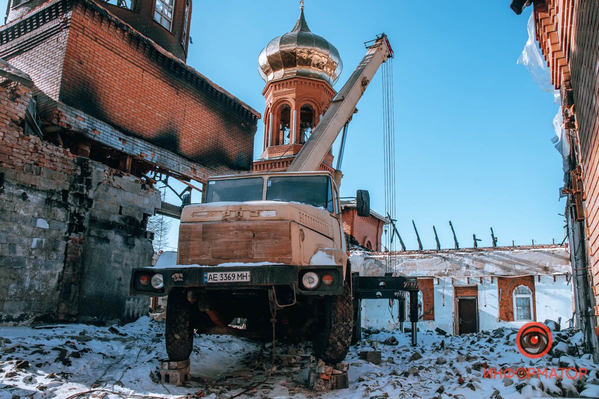 Работа кипит