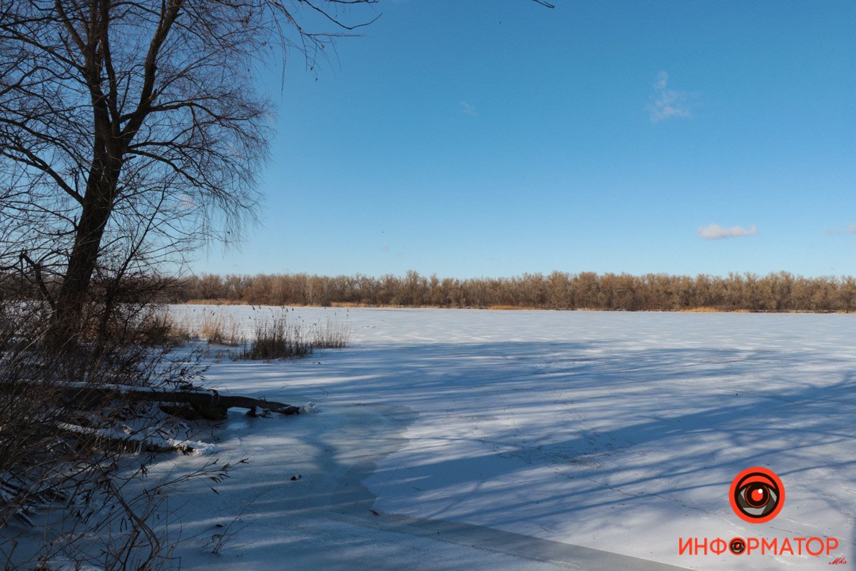 В Днепре возле Таромского рыбхоза мужчина утонул и вмерз в лед 5