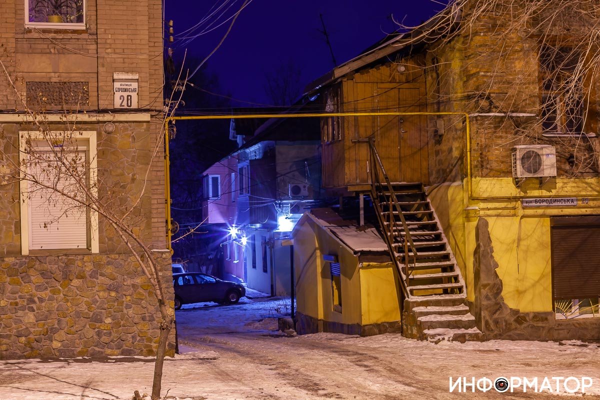 Приглядитесь к деталям