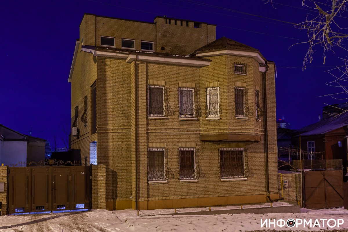 Целая крепость