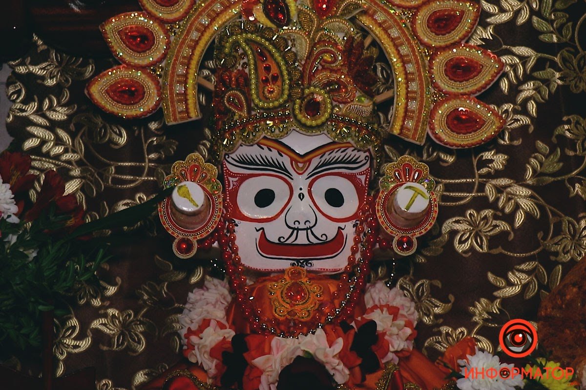 Преданные Кришны следуют 4 принципам силы или чистоты. Преданные Кришны следуют 4 принципам силы или чистоты.