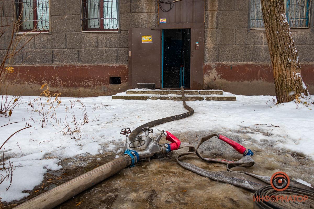 Предварительно, загорелась печка для розжига углей для кальяна Предварительно, загорелась печка для розжига углей для кальяна