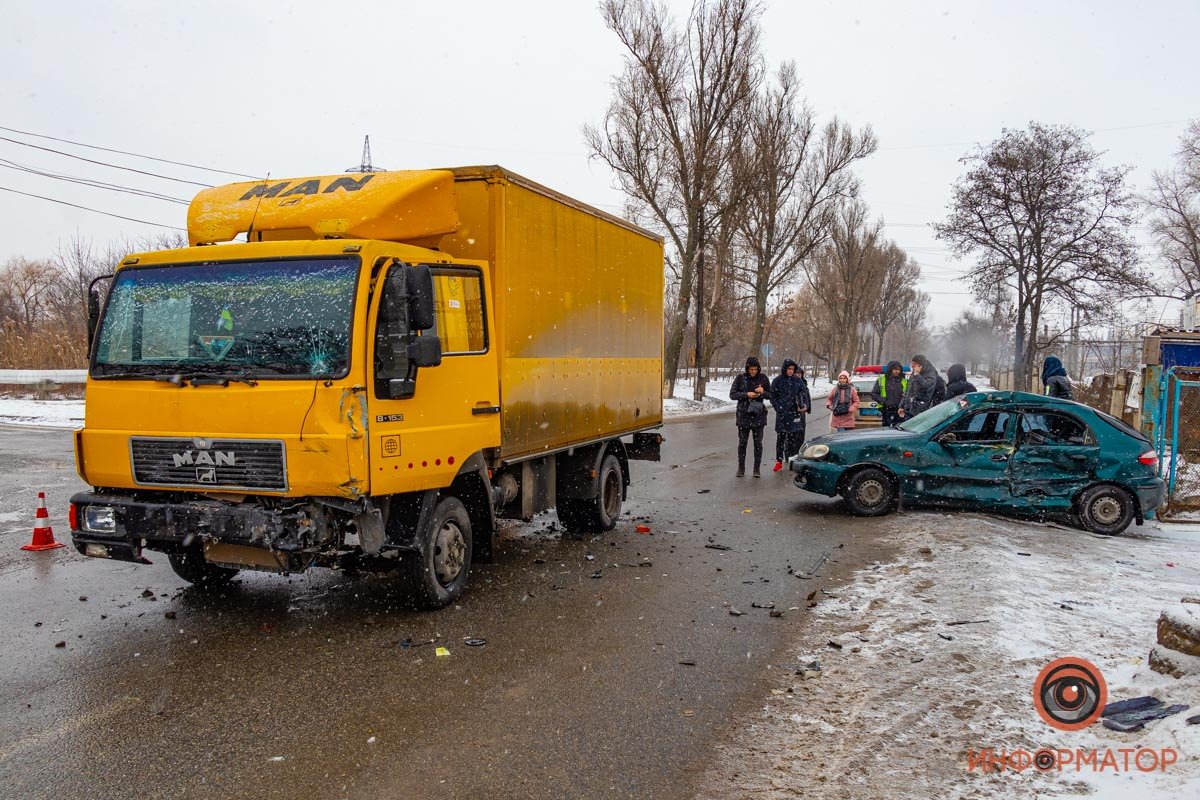 Предварительно, Daewoo съехал с моста и выехал на Гаванскую Предварительно, Daewoo съехал с моста и выехал на Гаванскую