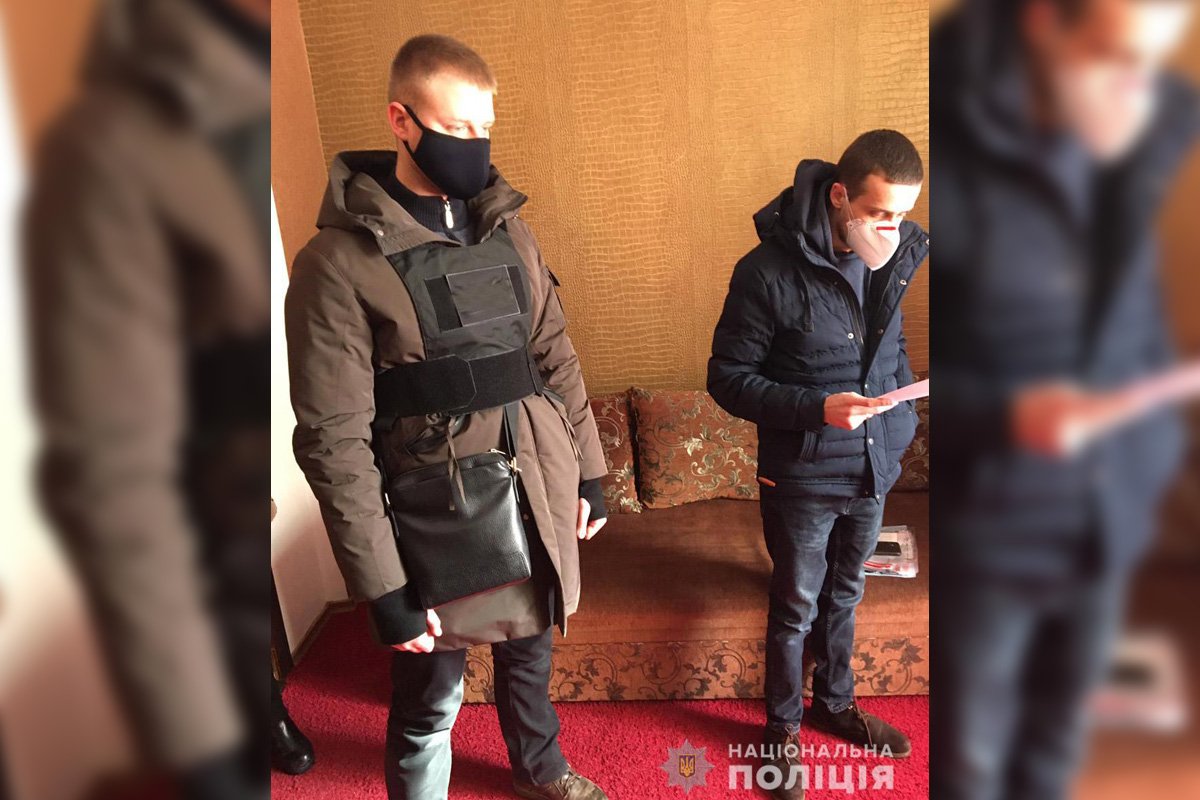 В Днепре на Поля и Артековской обнаружили два борделя В Днепре на Поля и Артековской обнаружили два борделя