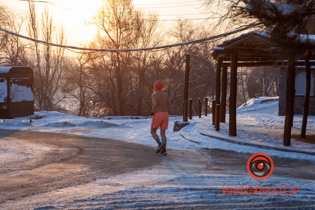 По всей видимости, спортсмен на градусник не смотрел