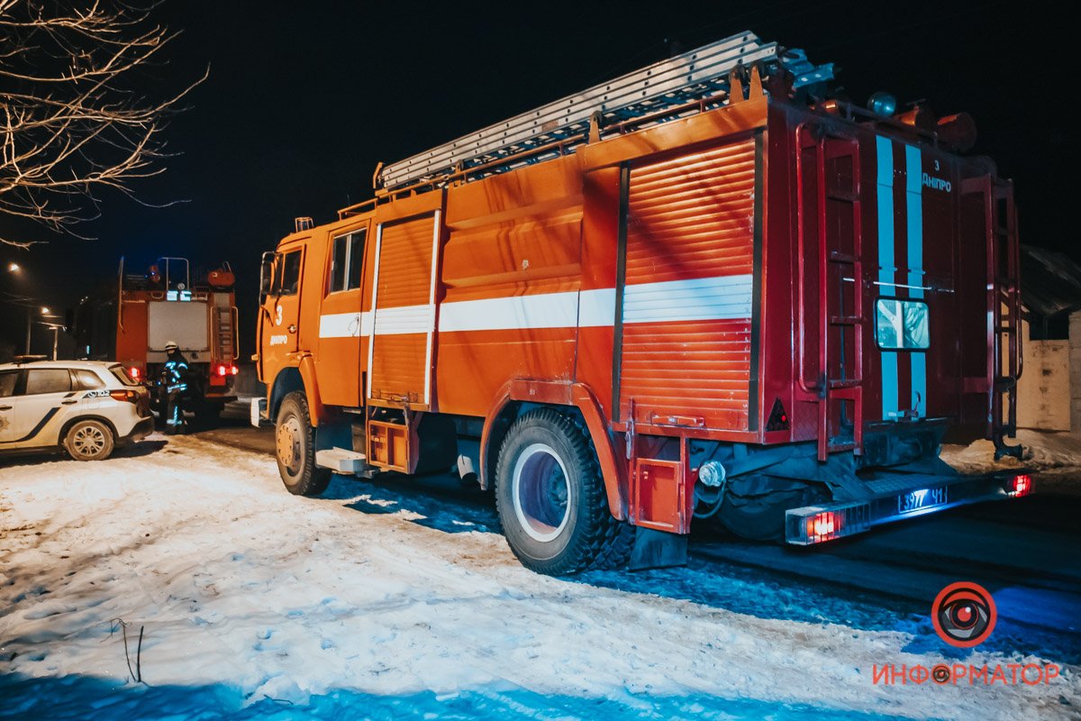 К тушению пожара привлекли 2 единицы пожарно-спасательной техники