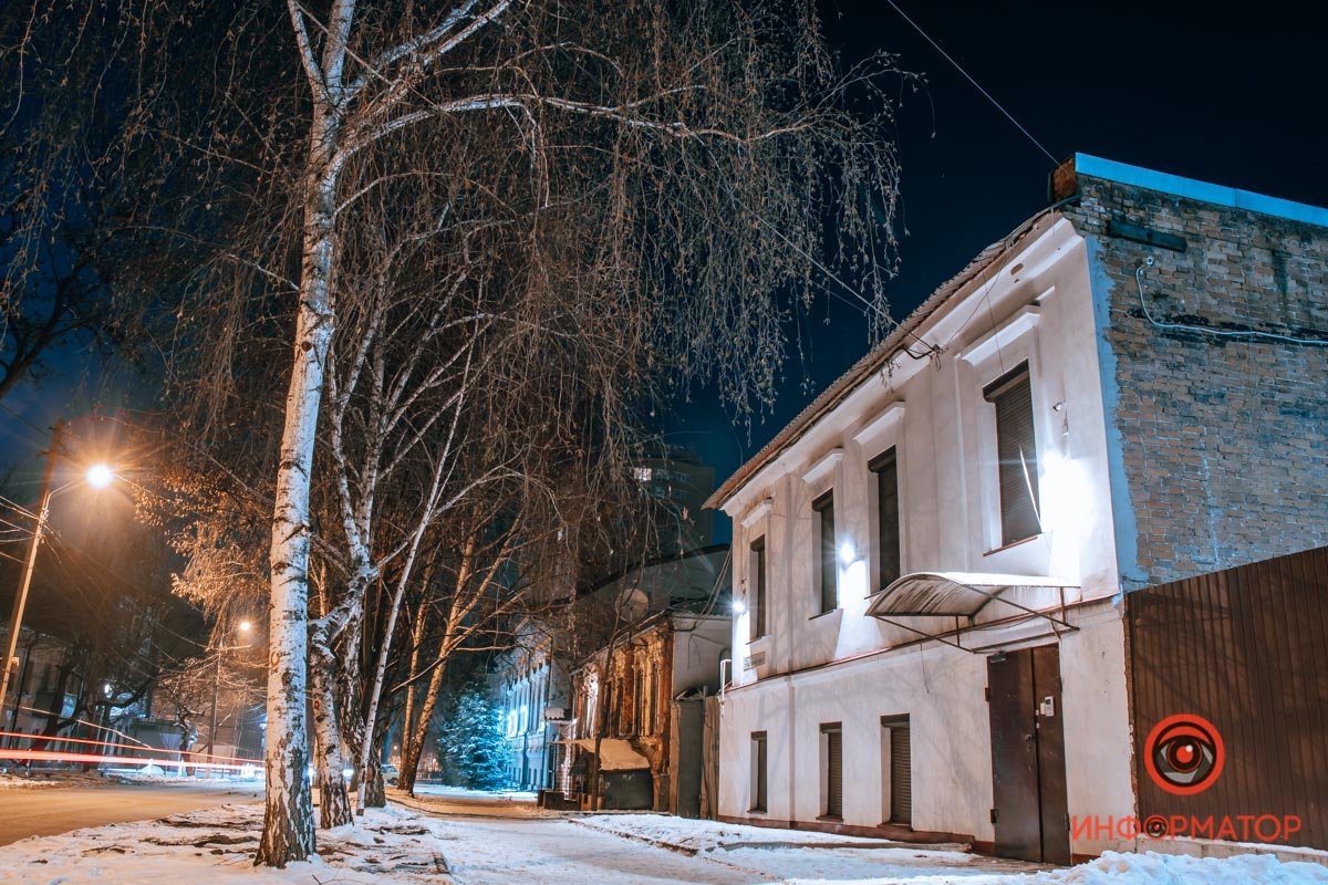 Там много белого