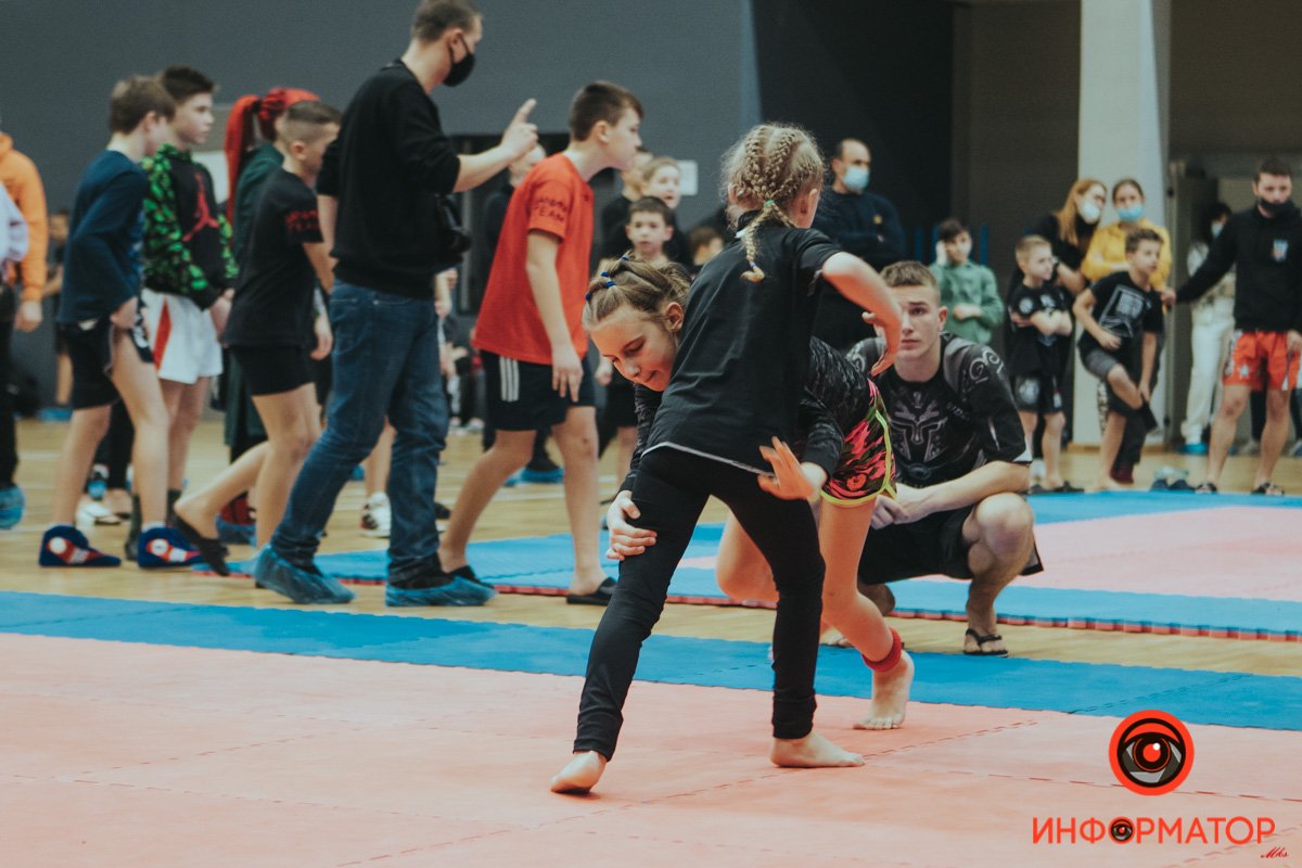 В Днепре прошли соревнования по грэпплингу - участвовали даже дети 19