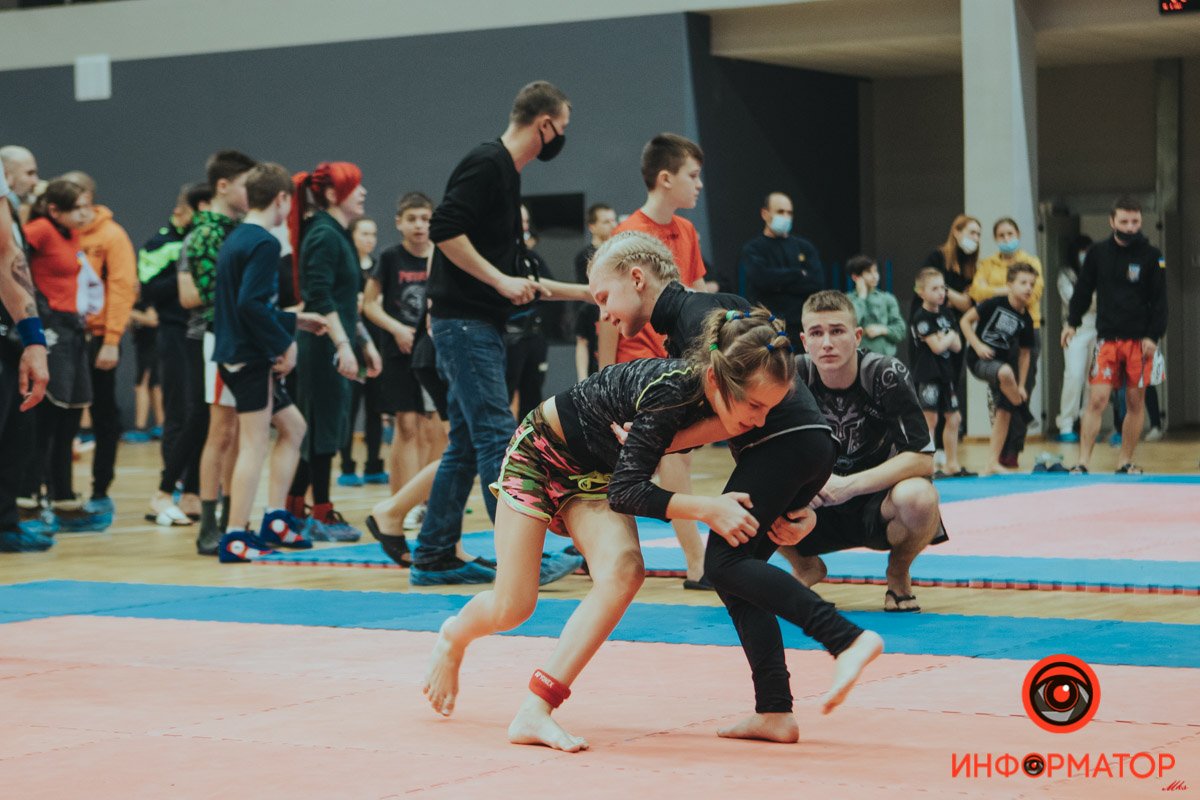 В Днепре прошли соревнования по грэпплингу - участвовали даже дети 20