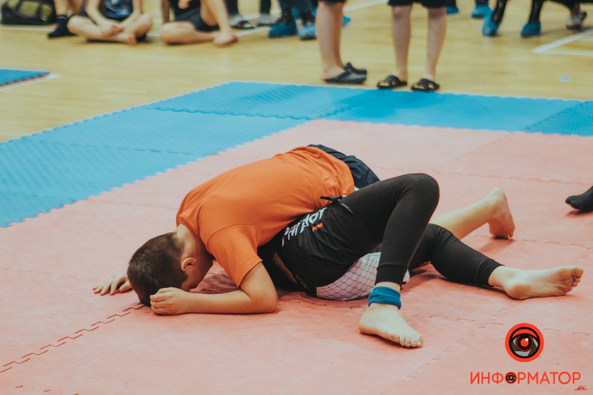 В Днепре прошли соревнования по грэпплингу - участвовали даже дети 25