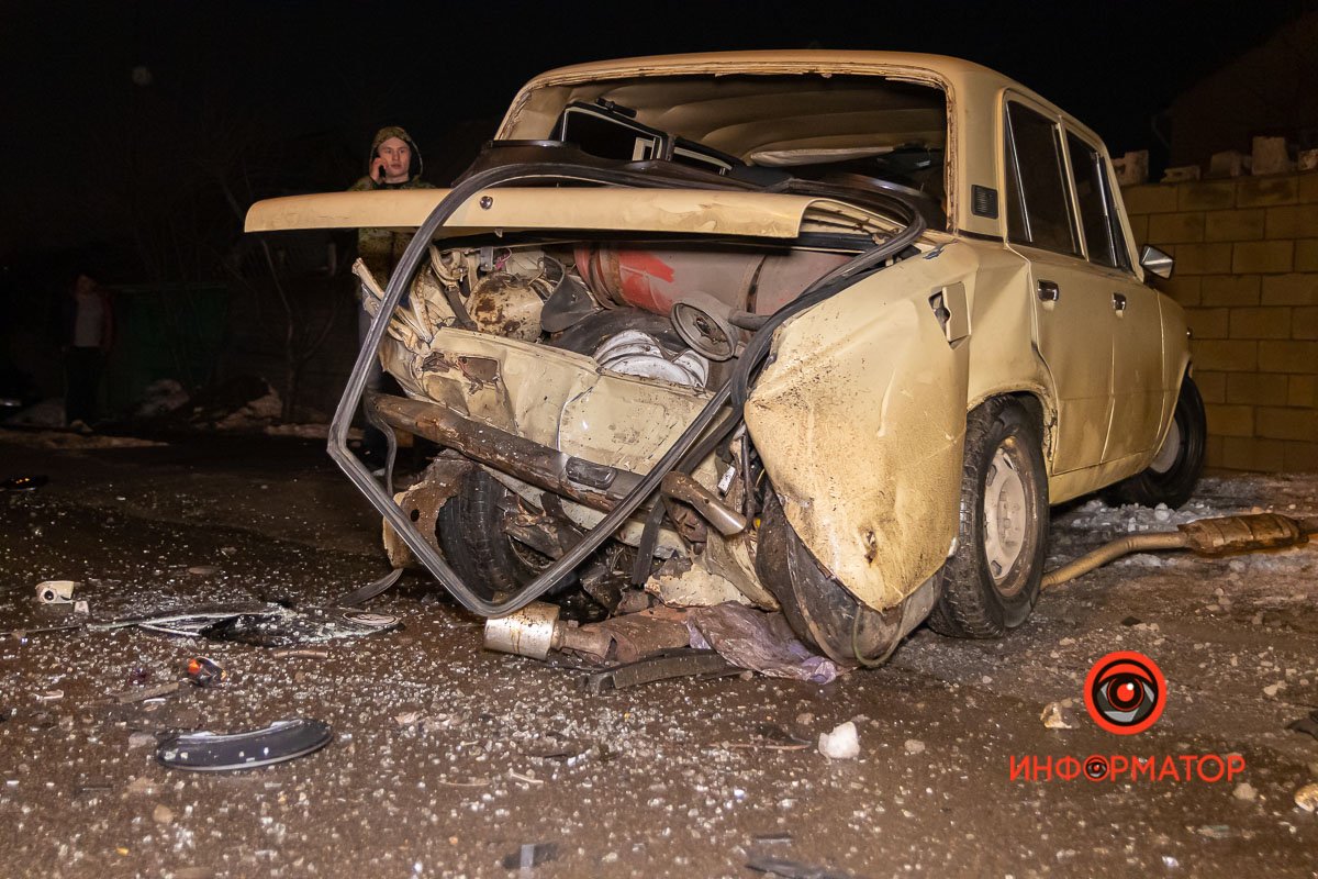 Газовый баллон в багажнике ВАЗа Газовый баллон в багажнике ВАЗа