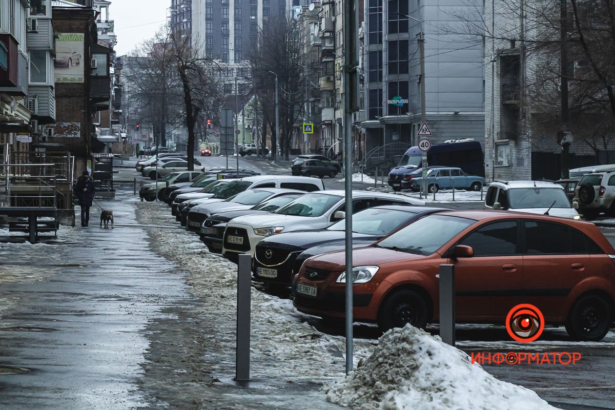 Староказацкую оккупировали автомобили Староказацкую оккупировали автомобили