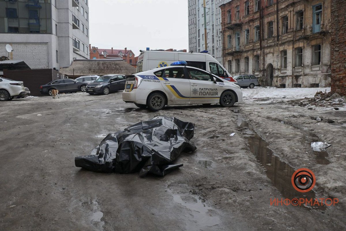 Сделать что-либо медики не смогли - мужчина был мертв Сделать что-либо медики не смогли - мужчина был мертв