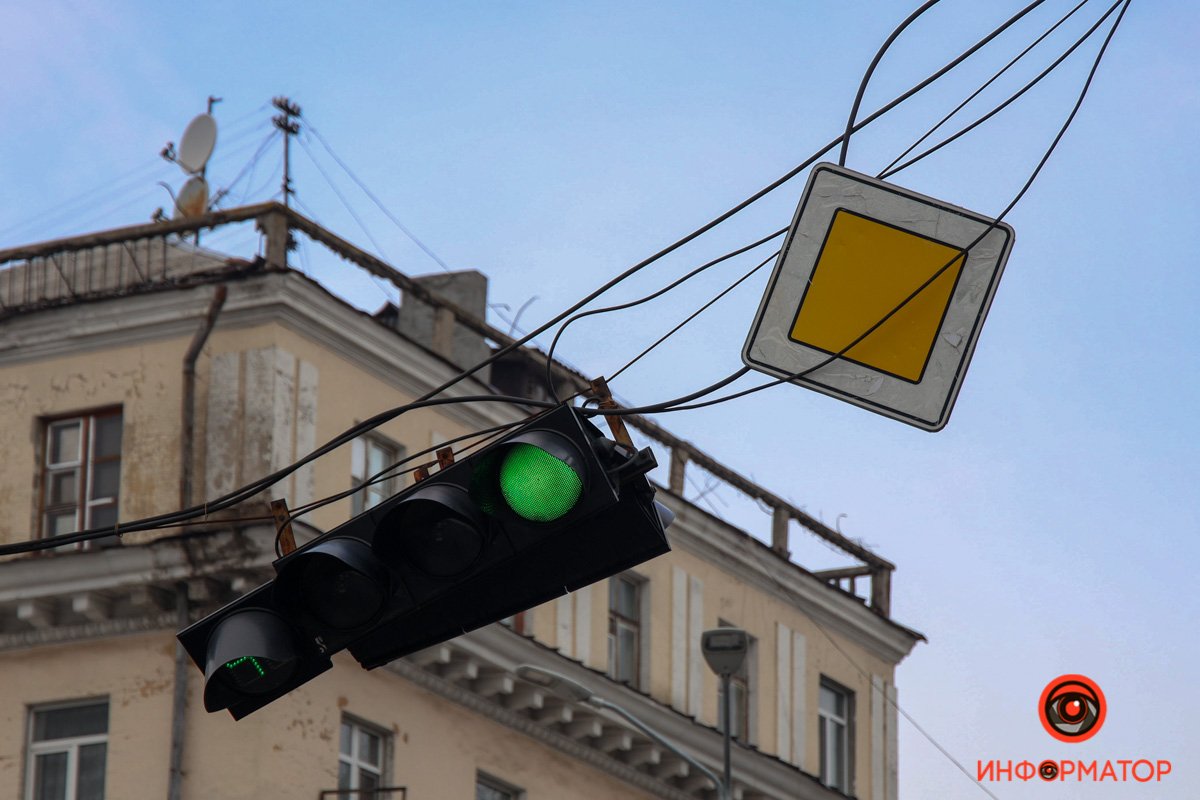 Продолжает работать несмотря ни на что Продолжает работать несмотря ни на что