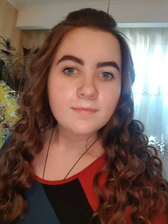 16-летней Элине из Днепра нужна срочная операция 1