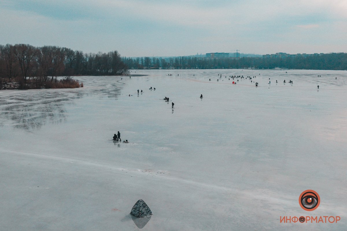 Кто-то пришел с палаткой. Наверное, надолго Кто-то пришел с палаткой. Наверное, надолго