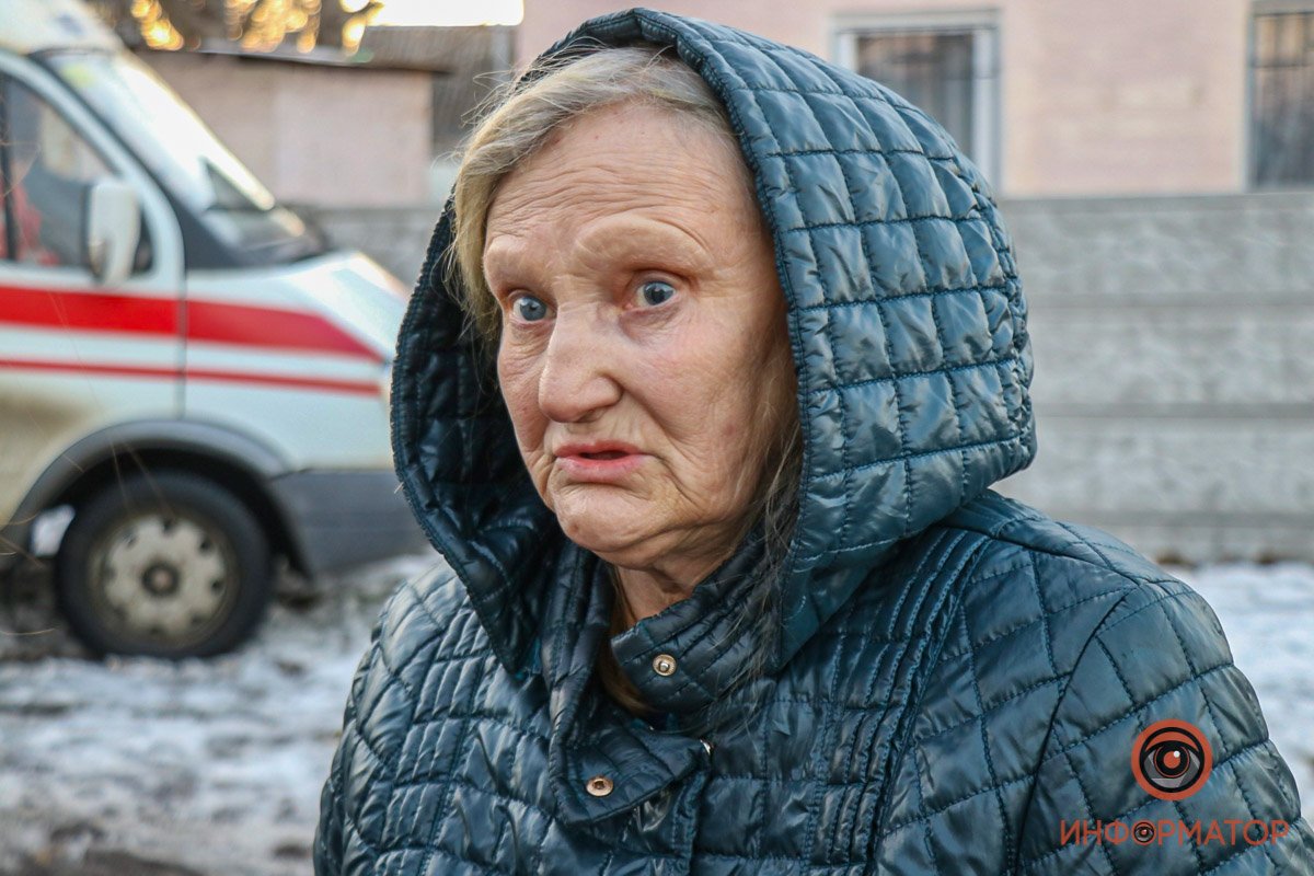 У женщины поднялось давление: медики оказали ей помощь У женщины поднялось давление: медики оказали ей помощь