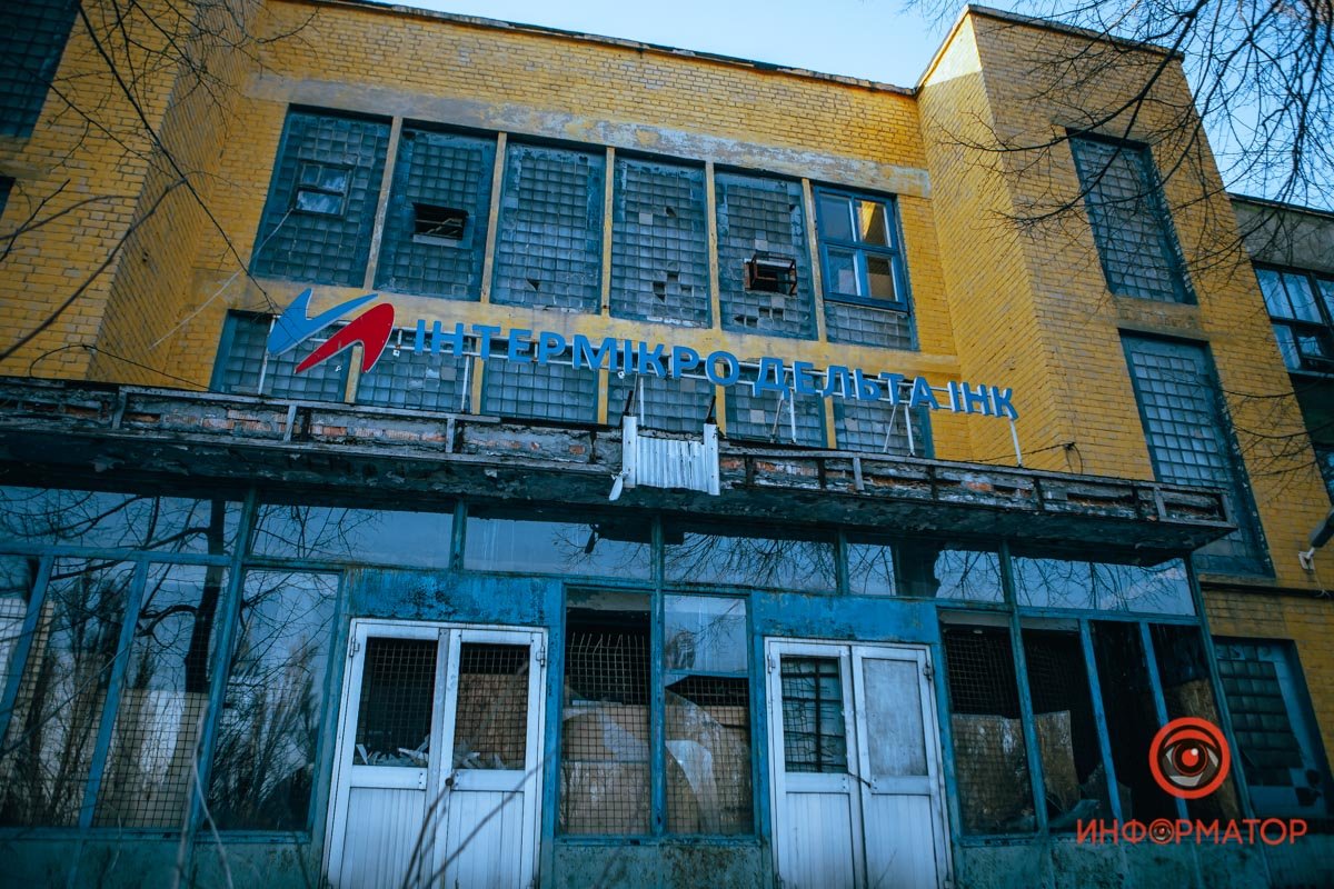 Скучает по людям Скучает по людям