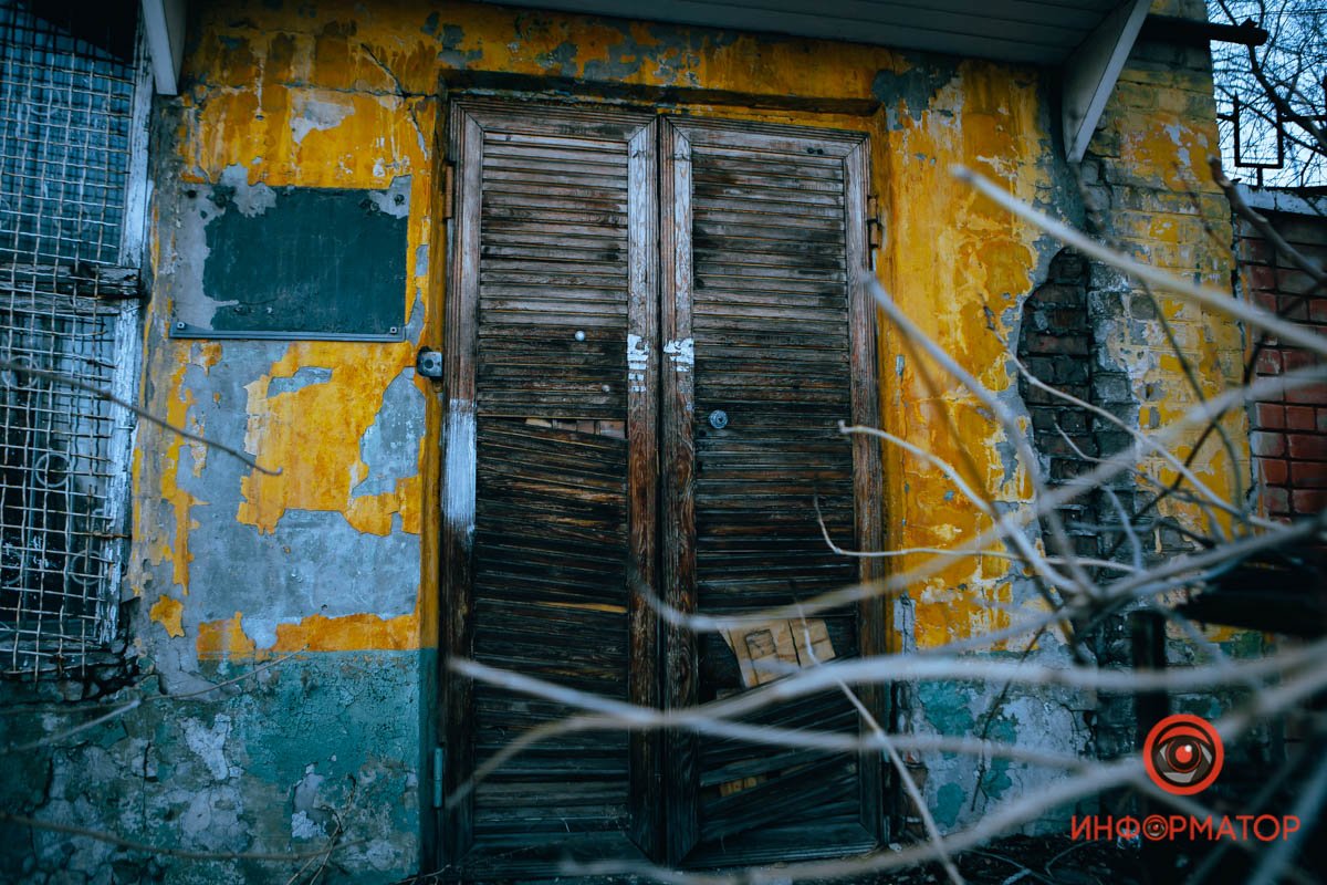 Под гнетом времени Под гнетом времени