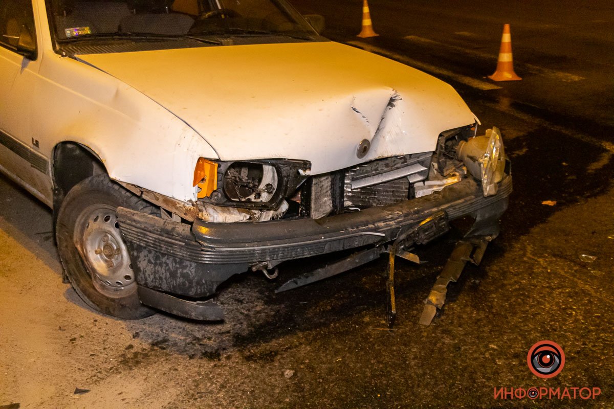 За считанные минуты его остановили приехавшие патрульные За считанные минуты его остановили приехавшие патрульные