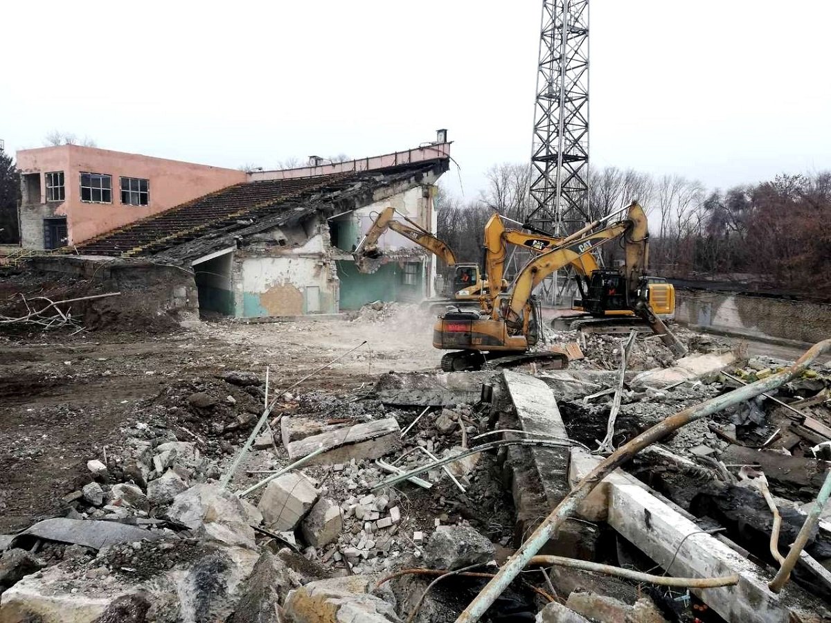 Как проходит реконструкция стадиона "Металлург" в Кривом Роге: фото и видео с места 3