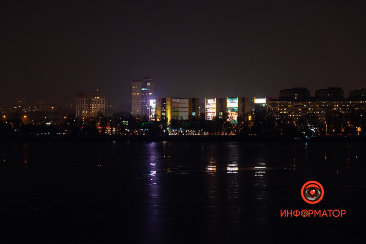 Огни тонут в реке Огни тонут в реке