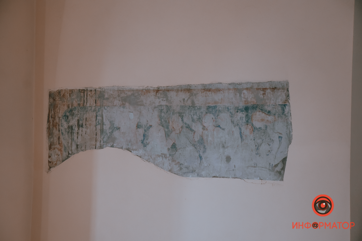 Все, что осталось от фресок 19 века Все, что осталось от фресок 19 века