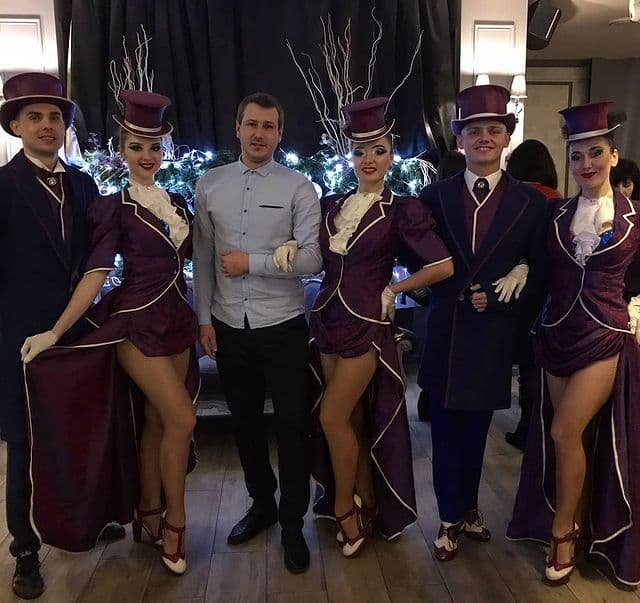 Хочу работать диджеем: парень из Днепра рассказал о праздниках, пьяных гостях и угрозах 4