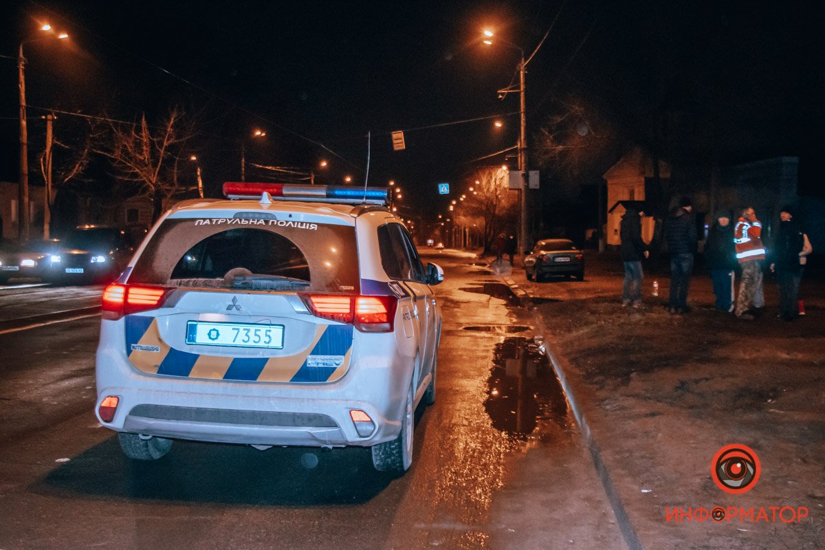 На месте работает полиция На месте работает полиция