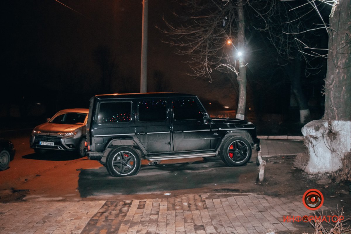 После чего они обстреляли Mercedes