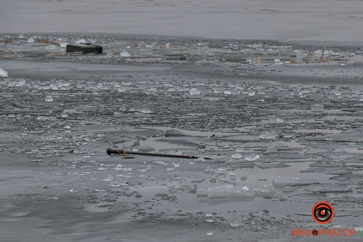 По неподтвержденной информации, пострадавшие пробыли в холодной воде около двадцати минут