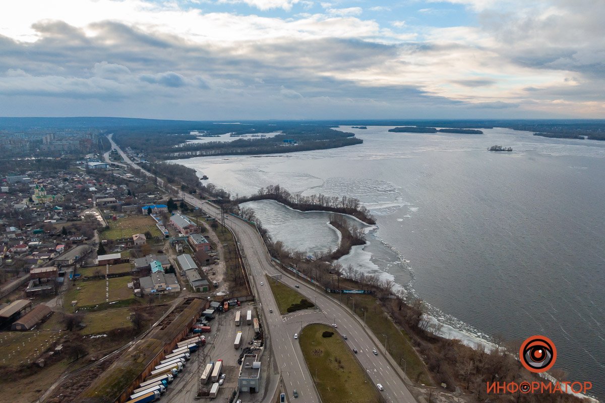 Не выходите на лед. Серьезно. Не надо